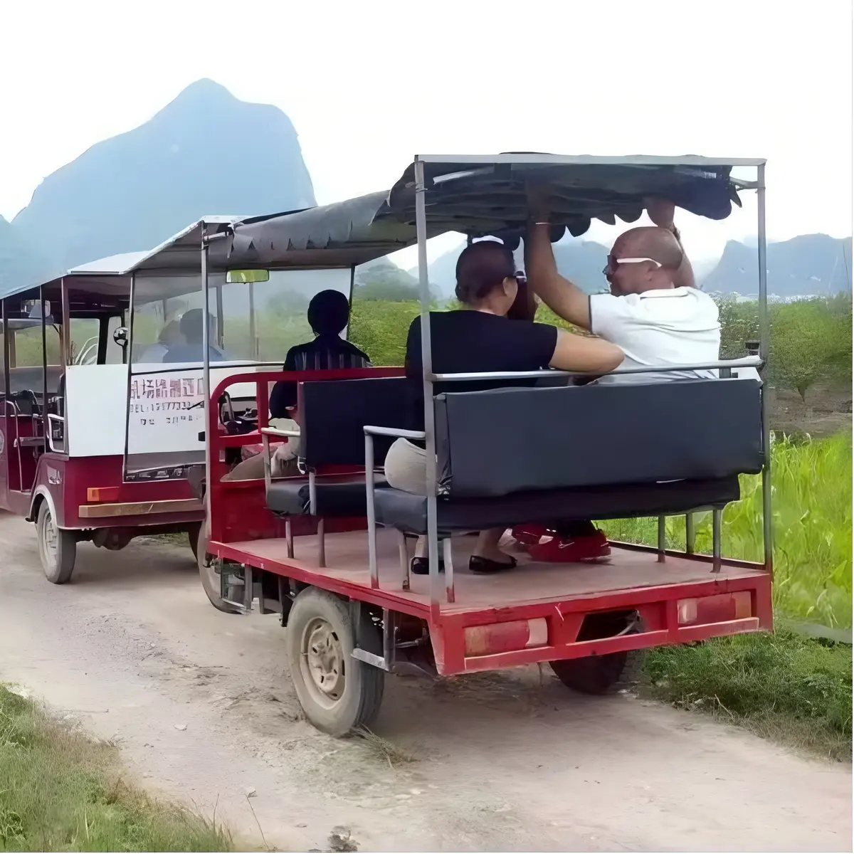 Balade en véhicule local dans la campagne de Yangshuo